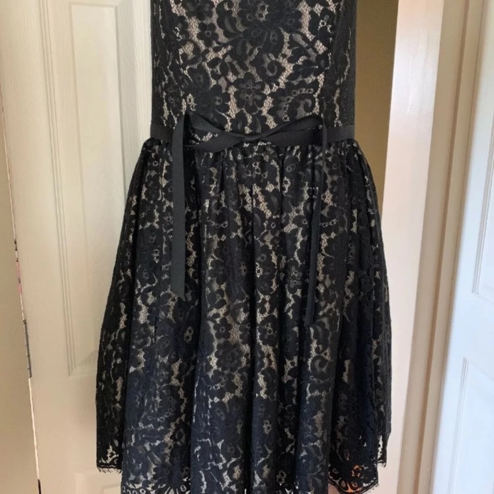 NWT Womens Black Lace Short cocktail/party dress